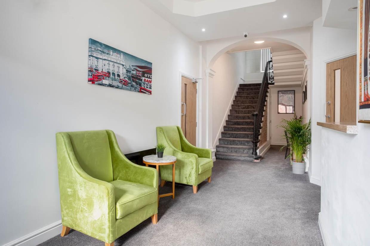 Dusties Hotel Ρόδεραμ Εξωτερικό φωτογραφία